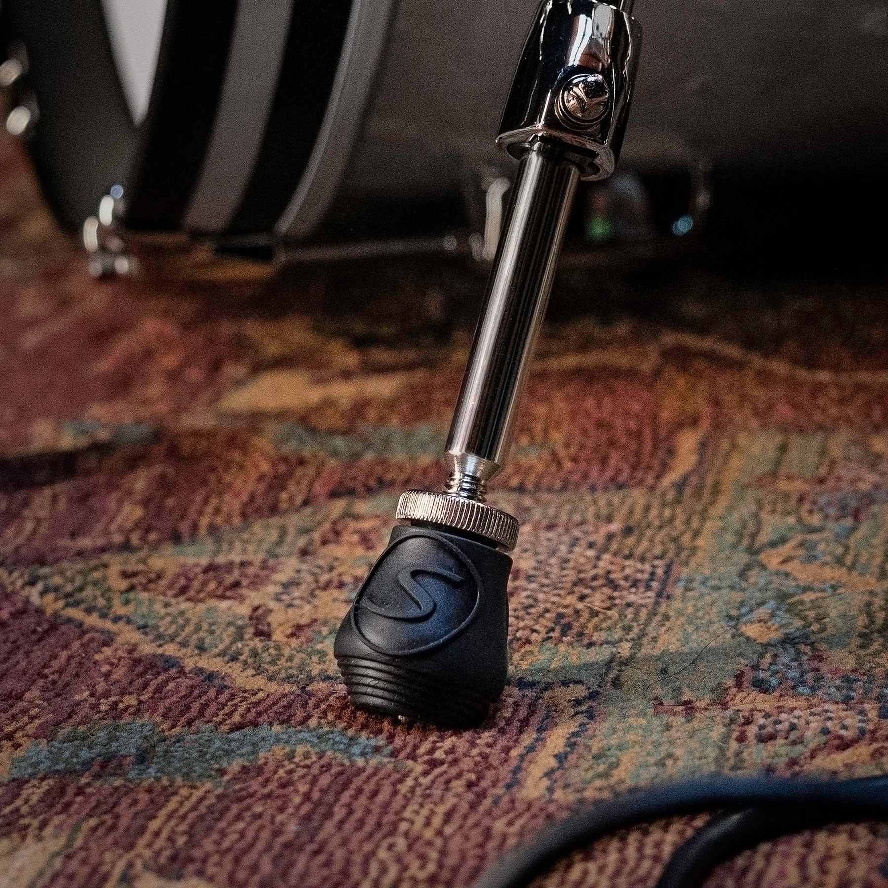 Radio King Outfit - Redesigned Hardware